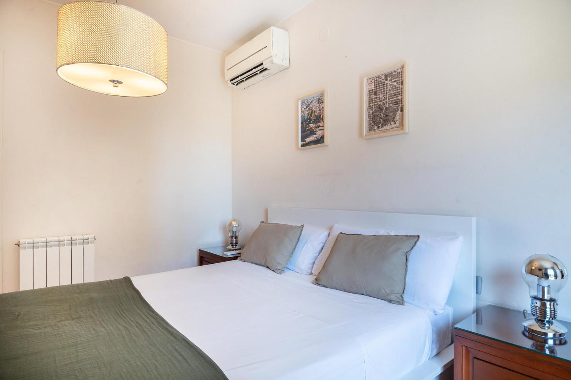 R&B Muntaner Apartment Barcelona Luaran gambar