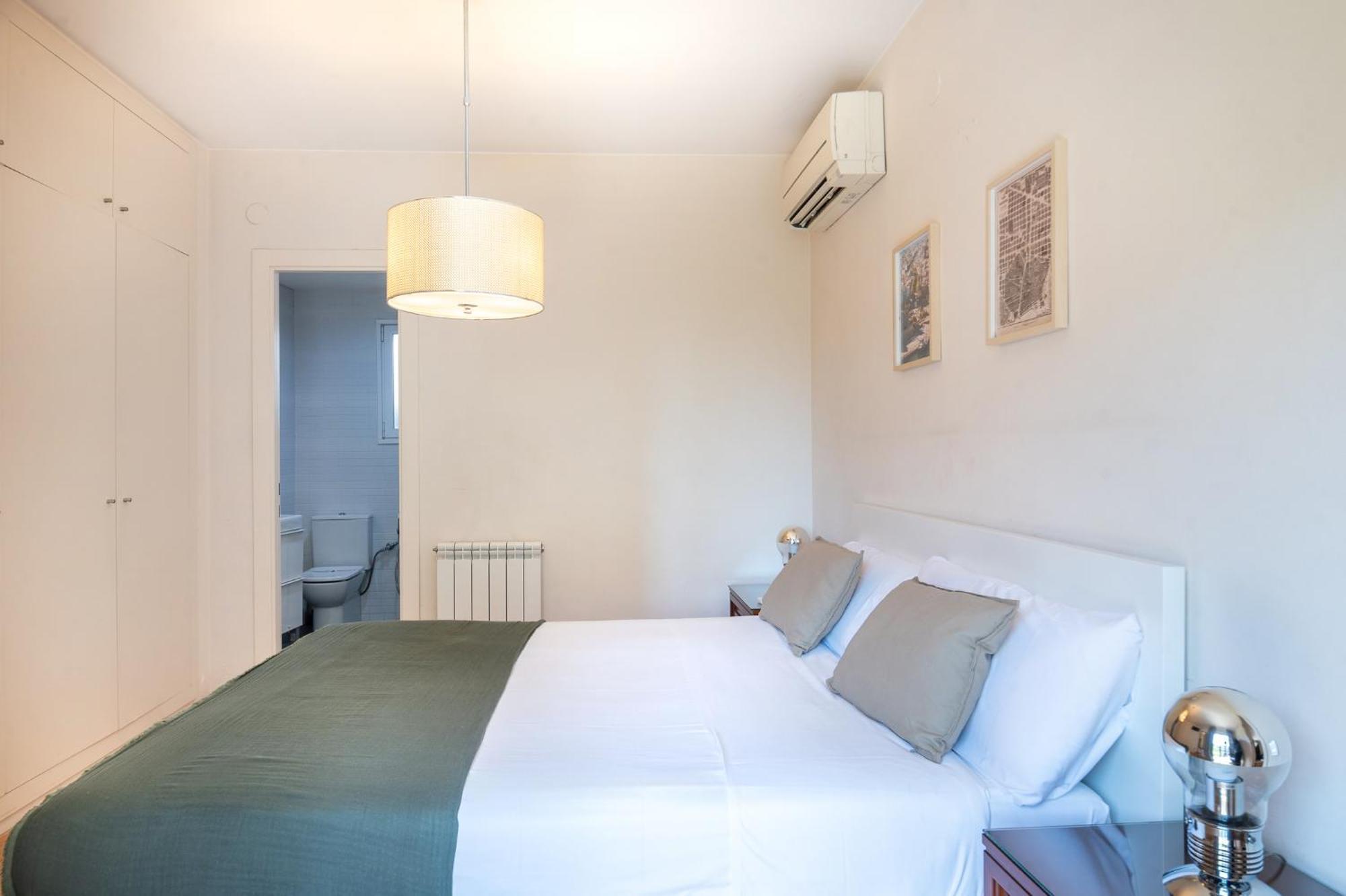 R&B Muntaner Apartment Barcelona Luaran gambar