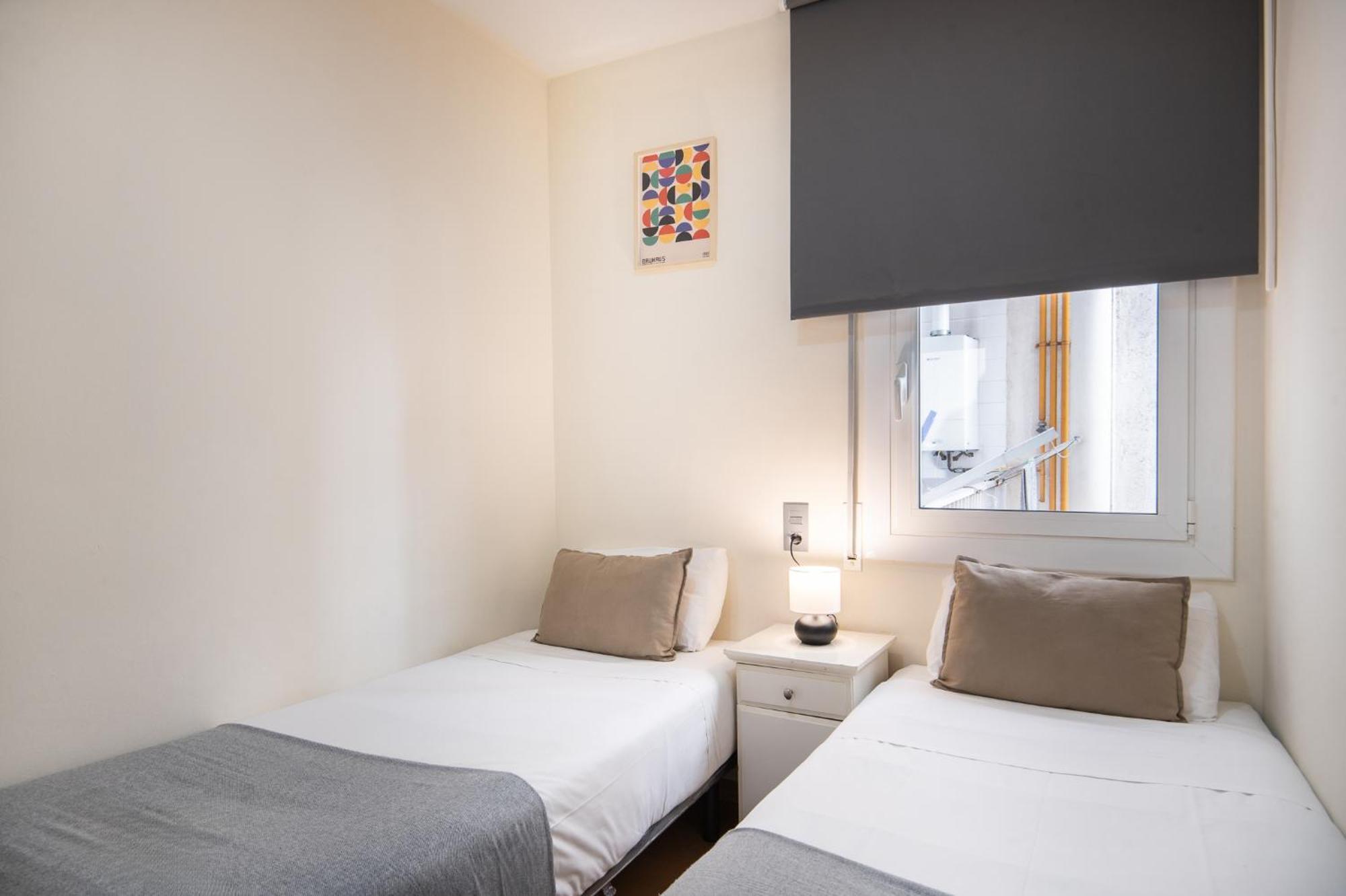 R&B Muntaner Apartment Barcelona Luaran gambar